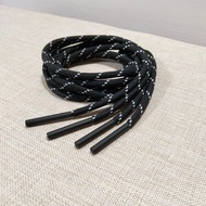 Round HoodieTALI, plastic aglet pattern trousers