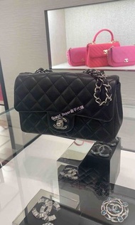 Chanel classic flap bag 20cm全新