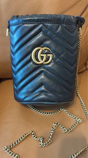 Gucci GG Marmont 黑色水桶包 Bucket bag