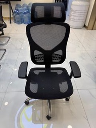 人體工學辦公椅