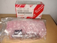 1012. 35280-33020 SOLENOID ASSY LOCK UP CONTROL CAMRY HYBIRD ปี 2015-2019 ของแท้ เบิกศูนย์ โตโยต้า T