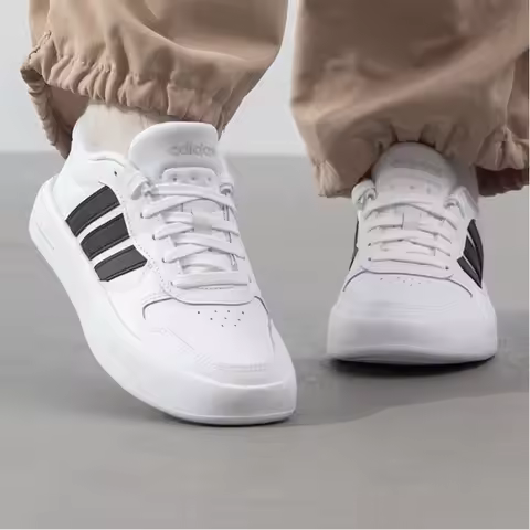 Adidas Classic Sneakers Retro Style Fashionable and Wearable Comfortable White Shoes for Both Men an
