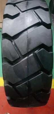 DIAMOND SOLID TIRE Ban Solid/Ban Mati untuk Forklift ukuran 500-8