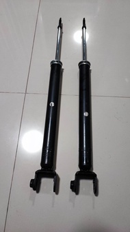 โช๊ค nissan Teana j32 ปี 2010 ถึง 2016 มือสอง used