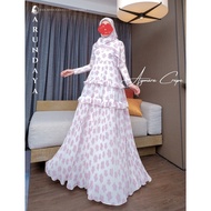 Jennar Alabaster, Hinata Birple, Tanaka berry, Floria ivory, Aymara Crepe Fashion Show Collection Br