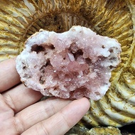 โพรงพิงค์อเมทิสต์(pink amethyst) หินพิงค์อเมทิสต์ หินอเมทิสต์ ยาว 7.1 ซม.กว้าง 5.3 ซม.หนา 1.8 ซม.น้ำหนัก 78.5 g.