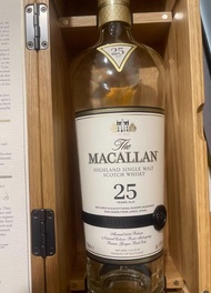全港高價求：酒樽擺件 酒樽 空樽 吉樽 酒盒 酒瓶 麥卡倫25年、麥卡倫30年、麥卡倫18年、‎Macallan18 ‎Macallan25 ‎Macallan30、山崎18年25年新老款、白州18年