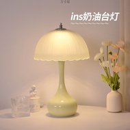Table Lamp ins Stylish and Elegant Bedroom Nightstand Lamp2025New light luxury master bedroom romant