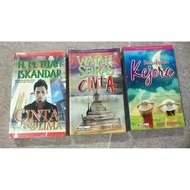 NOVEL MURAH ~ BERSAKSIKAN KEJORA ~ WAJAH SEIRAS CINTA ~ CINTA SEGI LIMA ~ NOVEL TERBITAN ALAF21