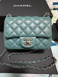 Chanel classic flap mini square 晶片
