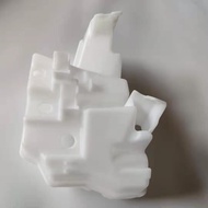 Suitable for Land Rover Range Rover Evoque Wiper Water Bottle Spray Bottle Headlight Cleaning Car Ac