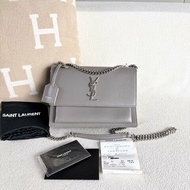 YSL Sunset日落包中號 灰色 銀扣  22*16*7 98新配件購證 塵袋