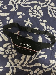 全新未使用 Tommy Hilfiger 男女通用腰包/斜孭袋
