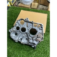 Ex5Dream Crankcase RH OEM