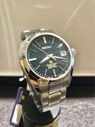 二手中古 未使用品 Grand Seiko SBGH049 亞洲限量版200本 Hi-Beat 舊版 雙Logo   狀態： 新品同樣（只改咗錶帶 末使用品）、Fullset, 歡迎換錶查詢  價錢：