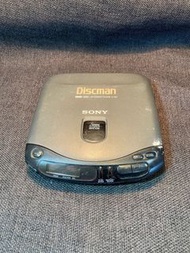 日本製 Sony Discman CD隨身聽 型號D-135 無法使用 當零件及出售