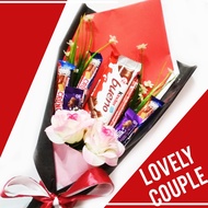 lovely couple chocolate bouquet (kinder bueno edition)