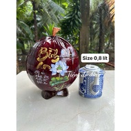 Coconut brewed in a tea pot to keep calligraphy hot, size 0.8 liters