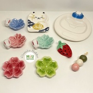 Japanese Chasaku Holder / Chopstick Rest (Hashioki) - Cute ceramic coaster for matcha scoop, chopsti