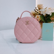 MS0524 CHANEL 香奈兒迷你圓餅化妝包包ROUND TOP HANDLE CLUTCH WITH CHAIN CAVIAR