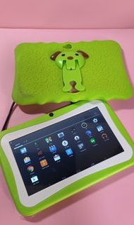 🚚包順豐寄貨、陳列貨品、7寸顯示屏/小童平板、內置多個原裝益智遊戲、Wl Fl、Android 4.0系統、跟USB充電線、(綠色/燈色選擇)、實物圖片