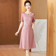 年輕時尚媽媽婚宴禮服夏季新款結婚喜婆婆高貴連身裙平時可穿