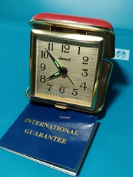 1970年代,9成新，日本名牌古董上鏈機械鬧鐘  ，旅行鐘，功能全正常，二天鏈