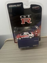 Greenlight Tarmac Works 1988 Nissan Skyline GT-R (R32)