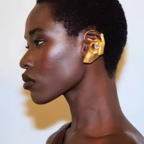 1PC Fashion Novelty Metal Hand Earcuff Dangle Earrings for Women Statement Jewelry Accessory for Par