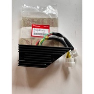 HONDA CBX750 RECTIFIER ASSY REGULATOR ASSY 31600-MJ1-672