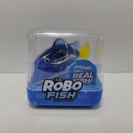 Zuru Robo Alive ROBO FISH Color Change Water Activated Blue Toy Fish New