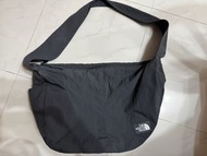 The North Face 防水單肩包斜孭袋 灰色