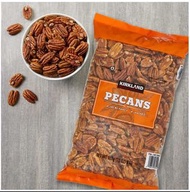 Kirkland Signature Pecan Halves  2 lbs