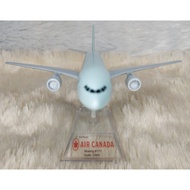 Air Canada Diecast Airplane B777 with Stand Label!