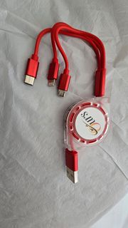 全新伸縮充電線 USB/Type-C/Lightning 三合一