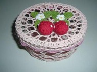 黑白馬小舖-韓國手工編織籃--草莓