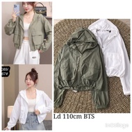 PREMIUM HODIE PARACHUTE JACKET HODIE PREMIUM PARACHUTE CROP JACKET