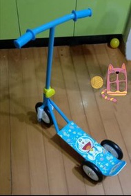 台灣製 哆啦A夢 滑板車