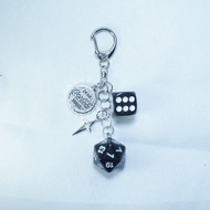 GANTUNGAN Cute Aesthetic Dice Keychain | Unique Acrylic Dice Keychain for Young People - ENDVORA