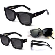 Genuine black glasses vip dth94
