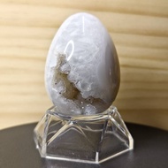 หินอาเกตรูปไข่พร้อมโพรงดรูซี่ (Agate Egg with Druzy) พร้อมฐาน