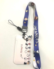 SNOOPY W ที่ใส่บัตร ซองใส่บัตร ที่ใส่บัตร พร้อมสายคล้องคอ(2cm) ลาย SNOOPY W มีตุ๊กตาเล็ก สำหรับบัตร 