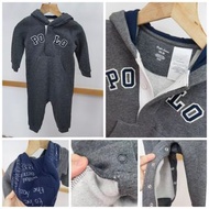Polo Ralph Lauren baby 正品 💥VIP限量優惠💥 灰色秋冬連帽絨裡長袖連身夾衣 不包腳 刺繡布字款 出口歐洲連吊牌 (官網售約HK$1680)Size: 18m (85cm) 🩷