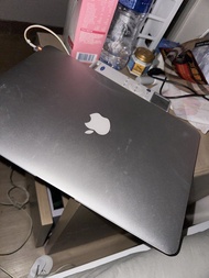 MacBook Air 13” 2019｜i5 8GB 256GB｜Battery 91.8%｜連充電器