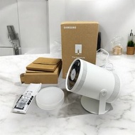 1 YEAR WARRANTY 一年保養‼️全新未拆盒🧧限時大減價🧨有盒全套齊  原價$7,980 限時優惠 農曆新年大劈價 100%  新 一代 三星 迷你投影機 SAMSUNG The Frees