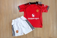 ชุดบอลเด็ก (เสื้อ+กางเกง) llมuยู 3 สี ปี 2025-26 (3A) เกรดแฟนบอล เพิ่มเบอร์ชื่อ ติดอาร์มแขน ทักแชท พ