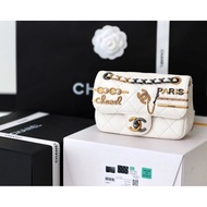 Chanel Global Popular CF Badge Limited Edition Pack ZP1F