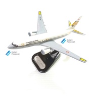 Miniatur Replika Pesawat TNI AU B737-400