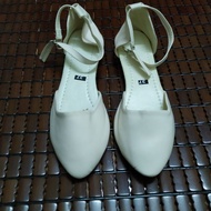 Beautiful 1-minute shoes with a lovely tuban