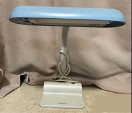 Panasonic 護眼枱燈